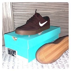 New Nike SB ZOOM JANISKI CBVS RM